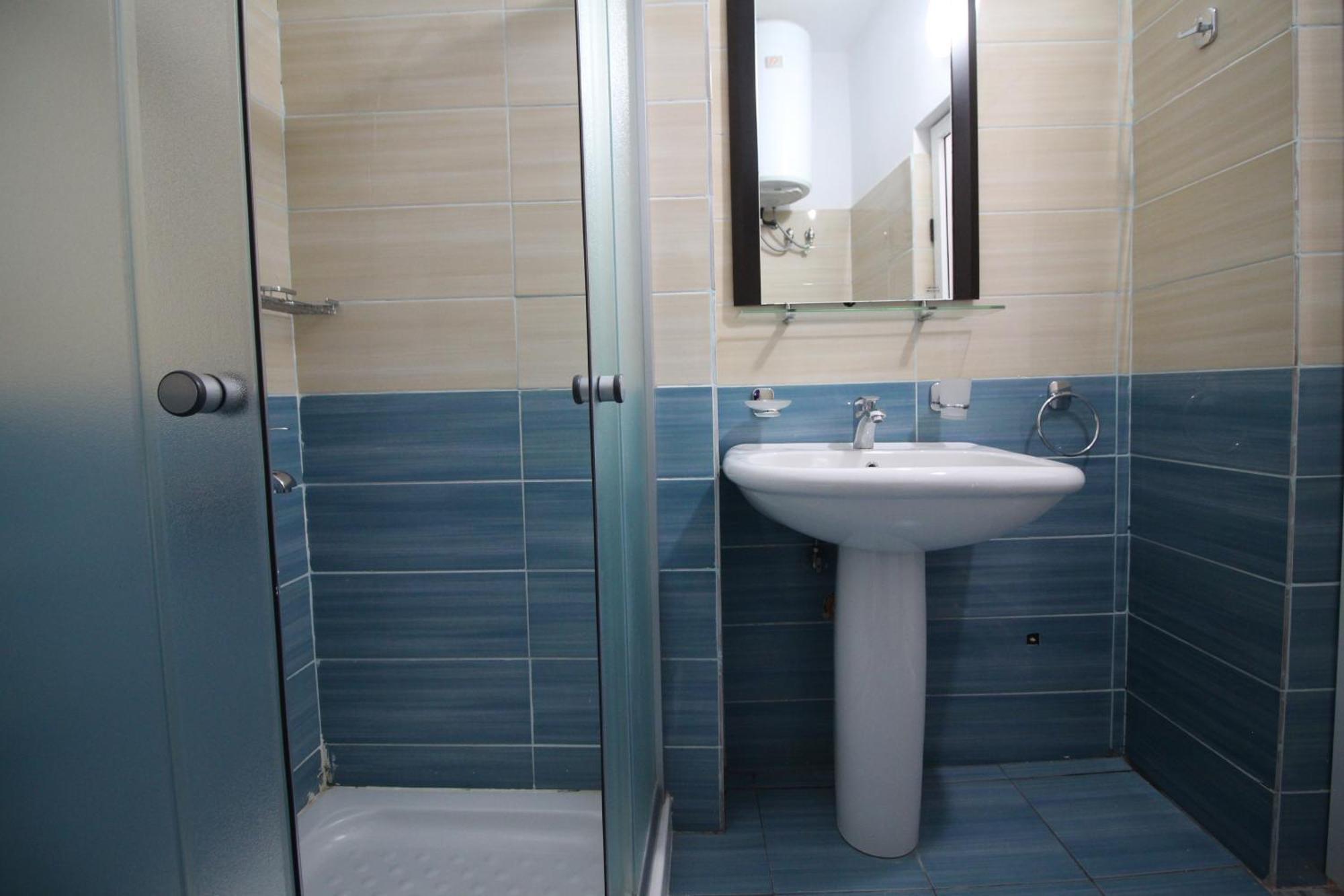 July Seaview Apartments Sarandë Buitenkant foto